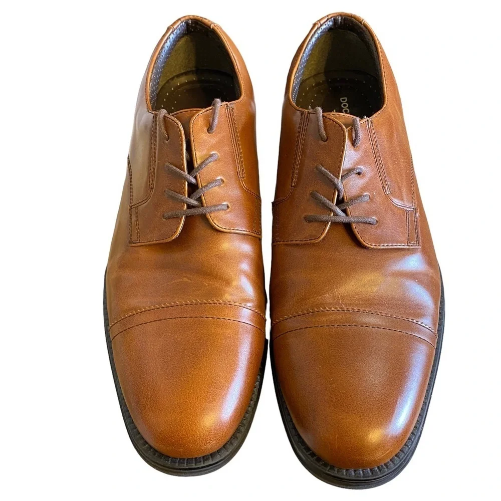 Dockers Garfield - Lace‎ Up Oxford shoes with Cap Toe Size 10.5M